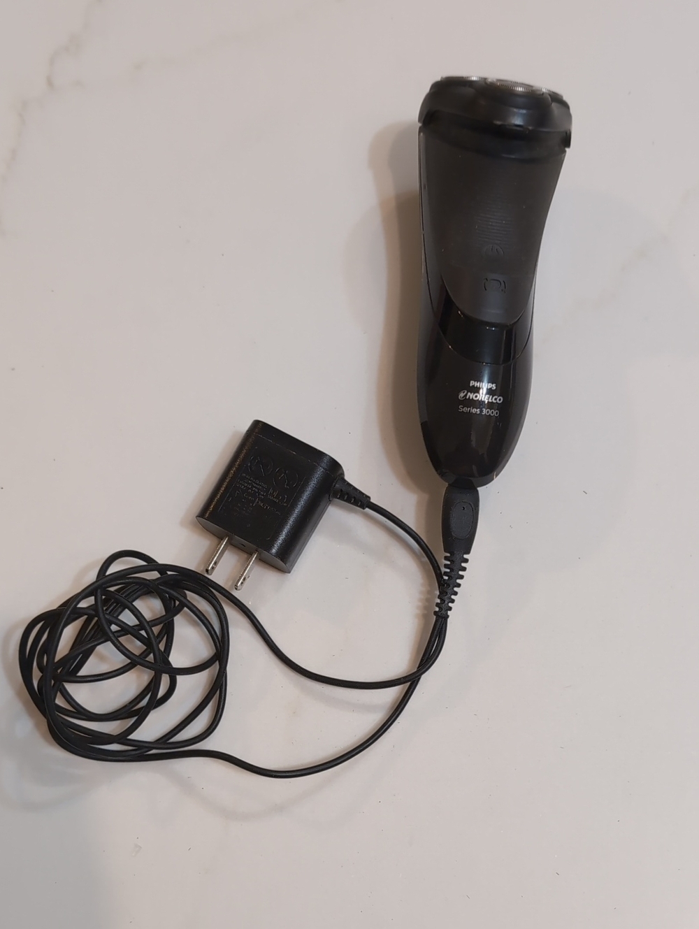 Philips Norelco Series 3000 Shaver Black